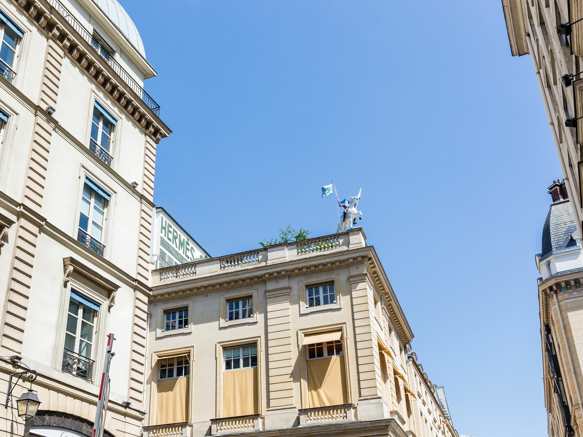 Luxury 2 Bedroom Duplex With Ac Apartment *